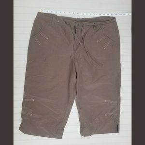 Columbia Capri Pants